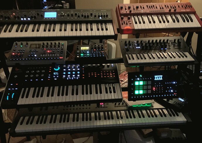 synths 2